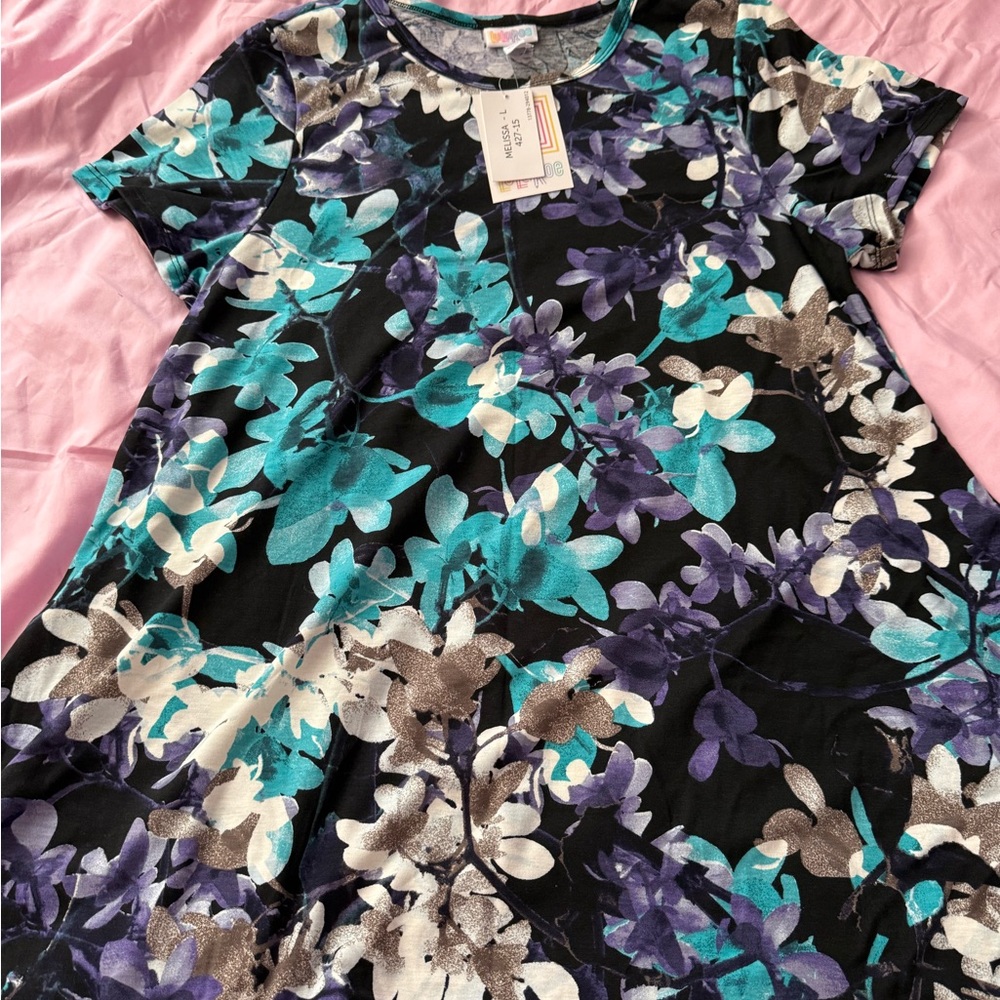 LuLaRoe Melissa top